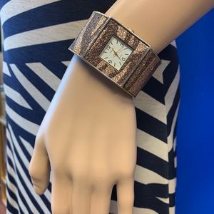 VARSALES PINK ZEBRA BLING SHIMMER Bangle  Watch